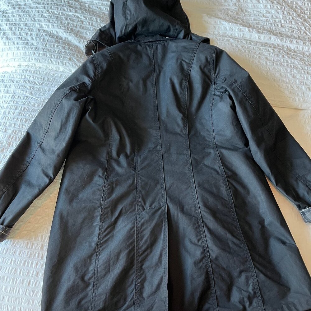Women's Barbour Coat - Picture 6 of 6